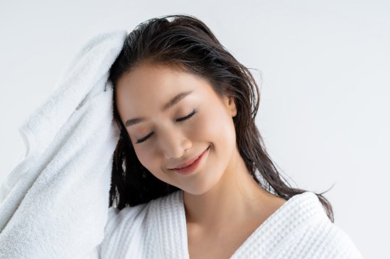 как быстро высушить голову без фена