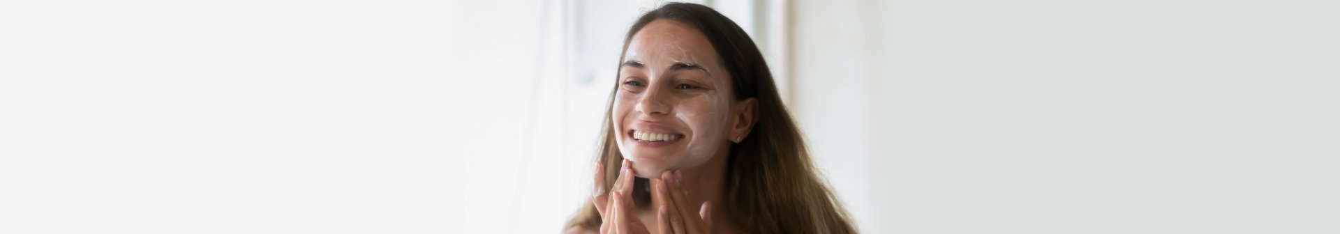 Kak ubrat pryshchi s litsa 1920x336 Article Header Image desctop