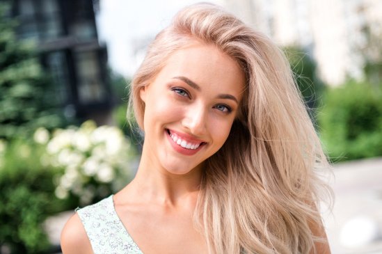 kakoj cvet volos podhodit k zelenym glazam 549x365 Article Header Image mob