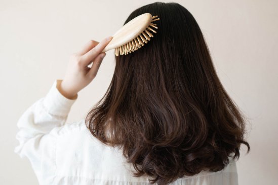 Прямые гладкие блестящие волосы