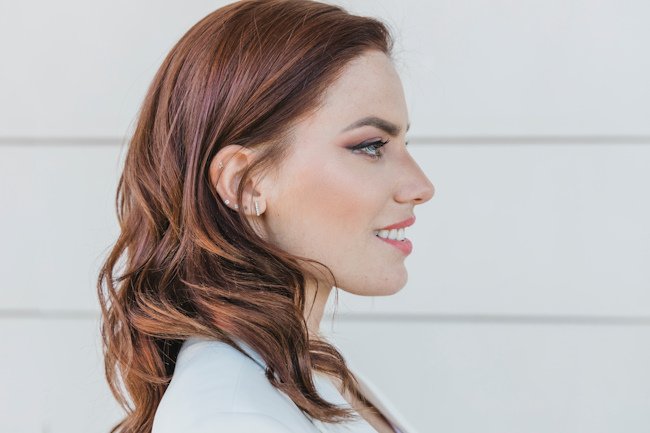 рыжеволосая девушка