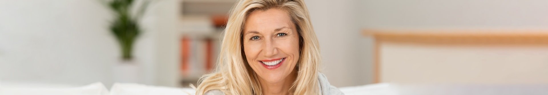 Kraska sedykh volos 1920x336 Article Header Image desctop