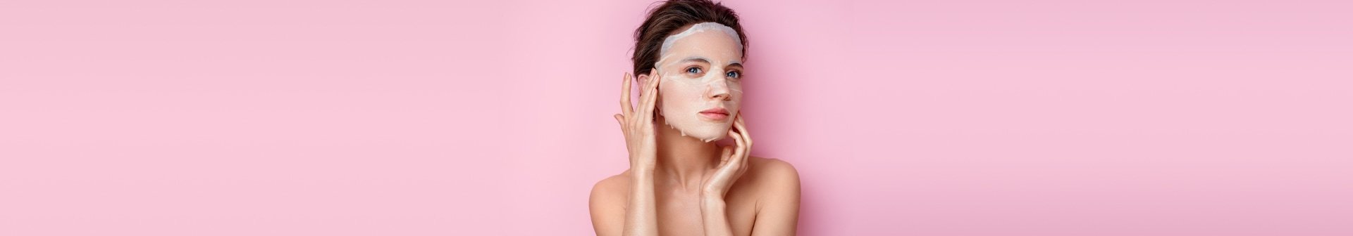 luchshiye tkanevyye maski dlya litsa 1920x336 Article Header Image desctop