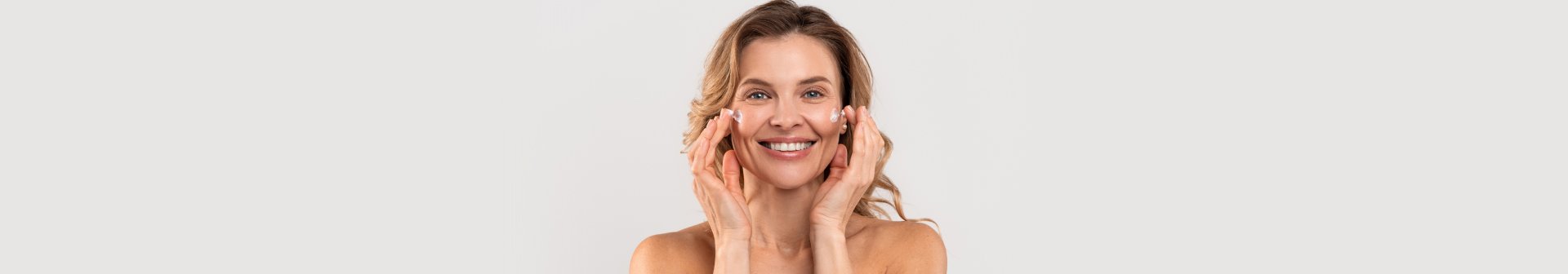 luchshij uvlazhnyayushchij krem dlya lica 1920x336 Article Header Image desctop