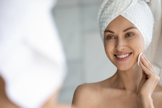 ukhod za zhirnoy kozhey litsa 549x365 Article Header Image mob